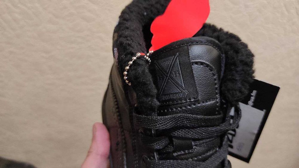 Кеды Vans черные зимние