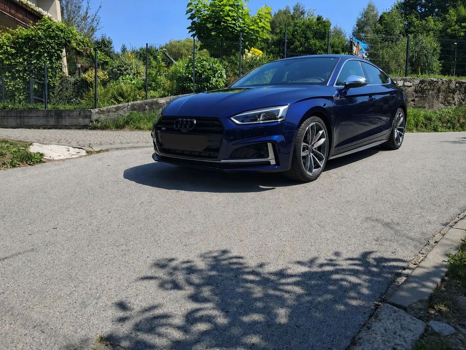 Audi S5 Limousine Samochód sprowadzony z USA 5 osobowy Więcej informacji telefonicznie