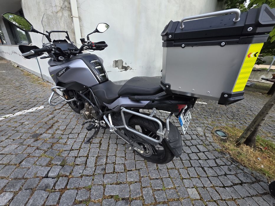 QJ SRT 700 on road