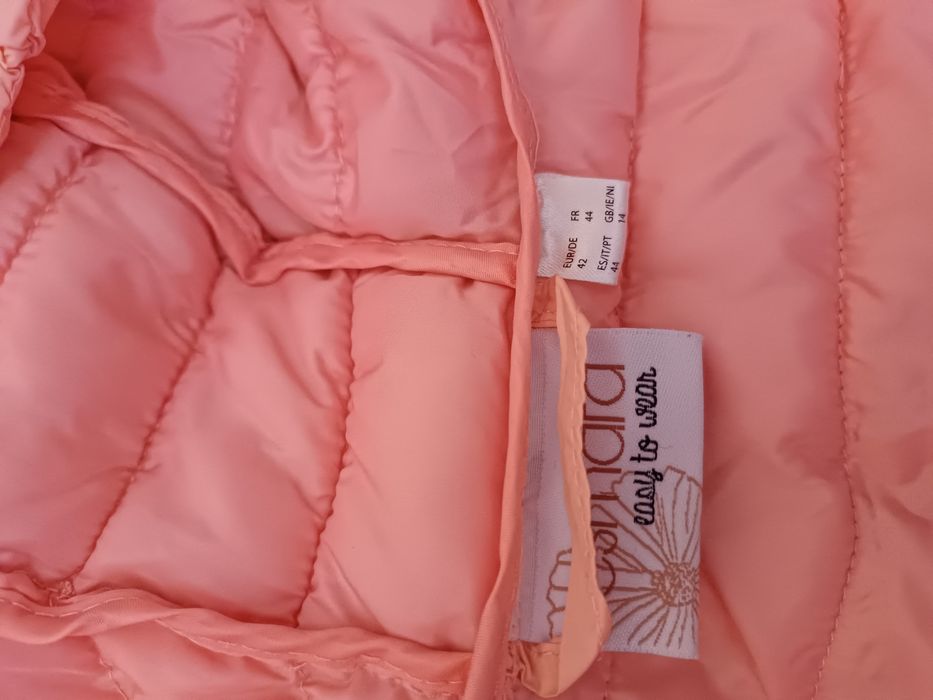 Продам демисезонные куртки