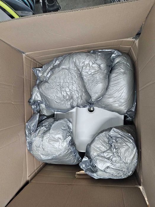 Umywalki Villeroy&Boch Corallo  4A335801