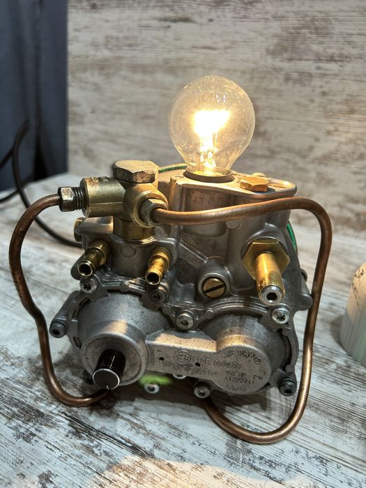 Світильник в стилі Steampunk