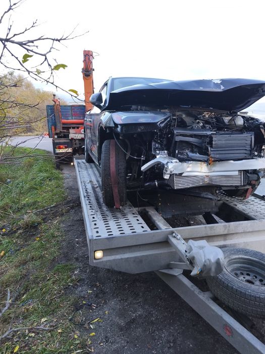 Евакуатор цілодобово. Підтримка в любій ситуації... Власне СТО