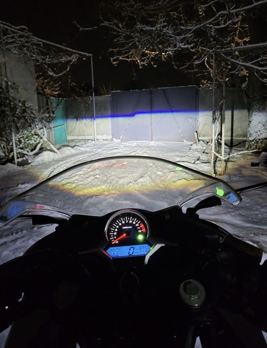 продам honda cbr 250r 2 ключа