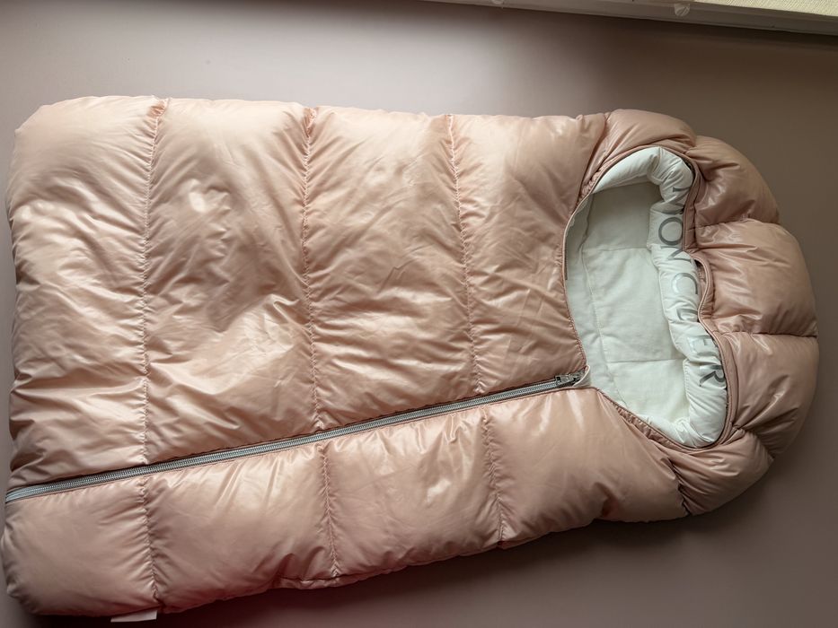 Конверт для дівчинки Moncler