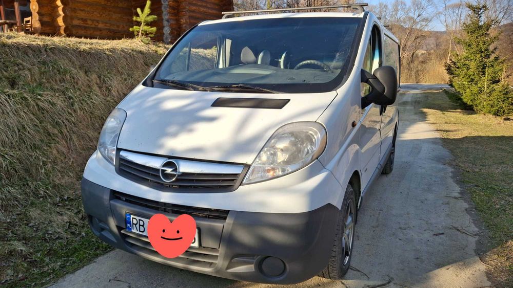 Samochod Opel vivaro