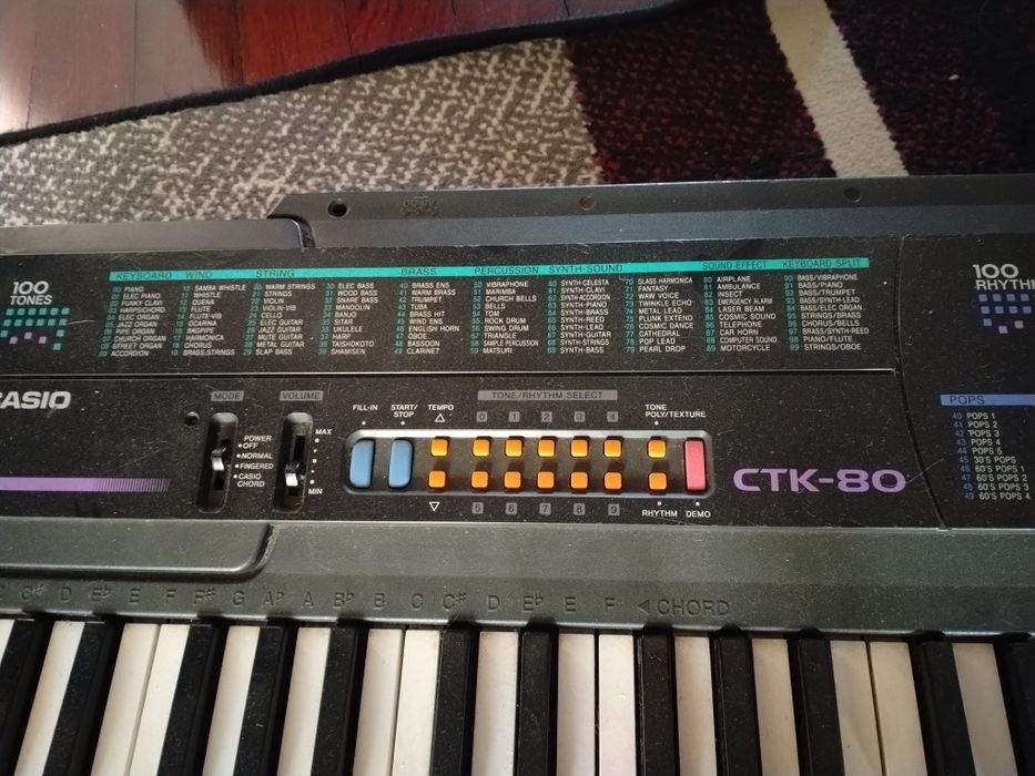 Vende se órgão da casio