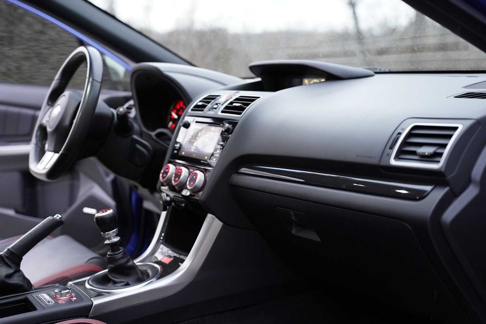 2016 рік Subaru WRX STI