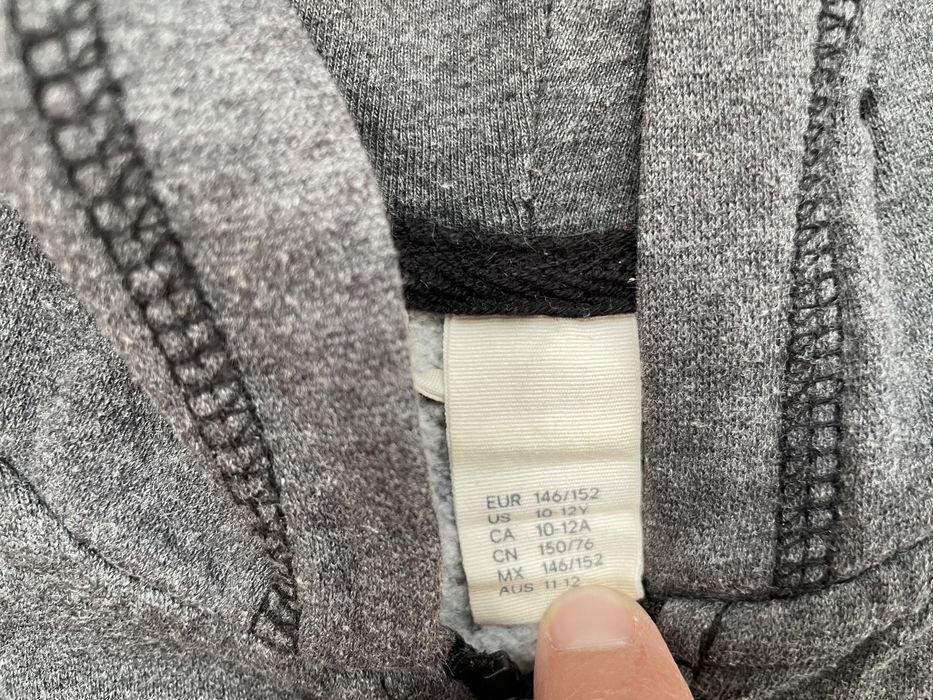 Chłopięca bluza dresowa rozm. 146/152 (H&M)