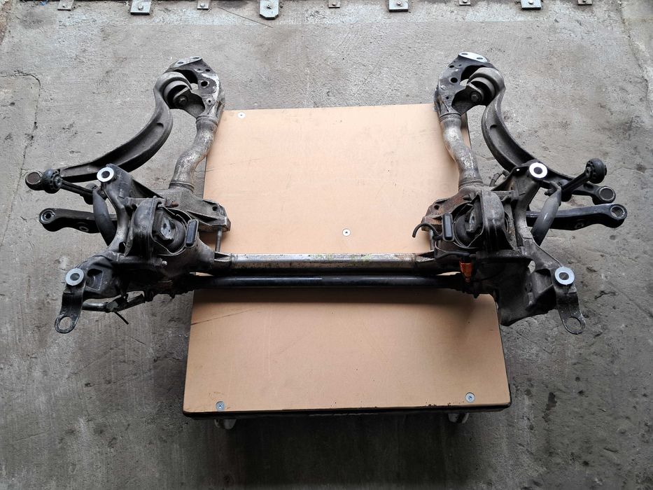 AUDI Q5 8R wózek sanki belka kołyska stabilizator przód podwozia