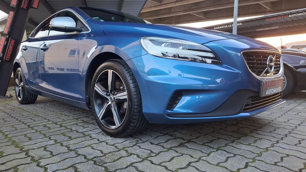 Volvo V40 2.0 D2 R-Design