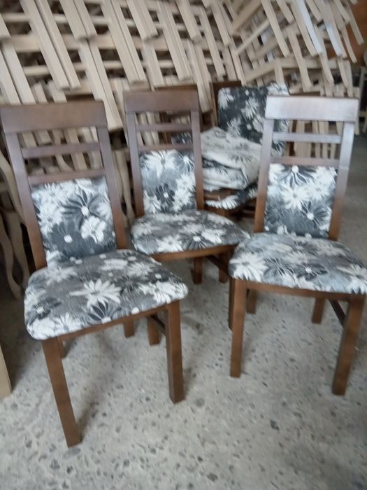 Krzesła do salonu