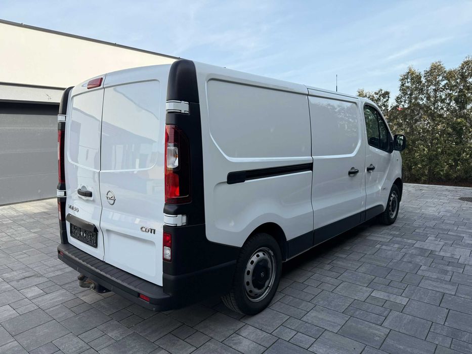 Opel Vivaro 1.6 CDTI 120KM 2017 L2H1 Klima 3-osobowy GWARANCJA F-VAT