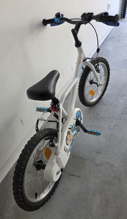 Bicicleta B'Twin Inuit 100 16" em ótimo estado