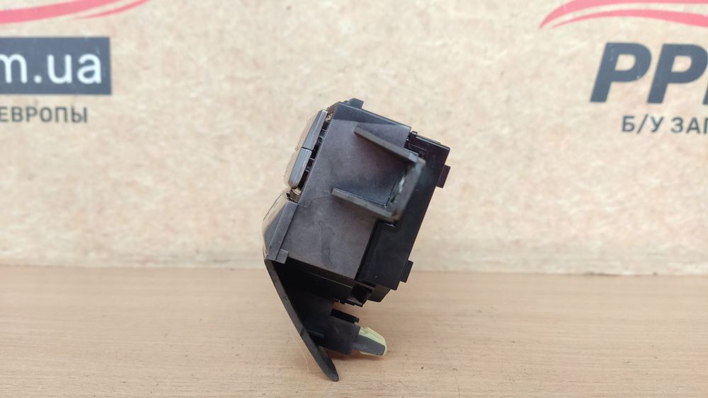 Subaru Outback 2009-2014 Блок управления климатконтролем 72311AJ030