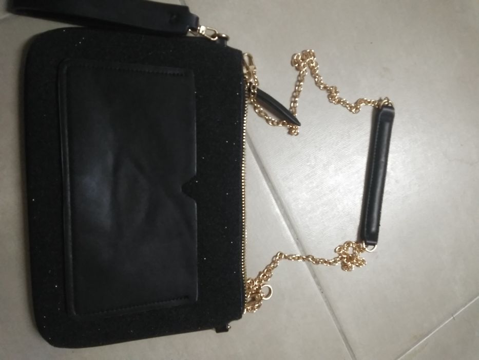 Várias Carteiras parfois novas