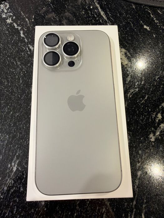 iPhone 16pro 256gb stan idealny