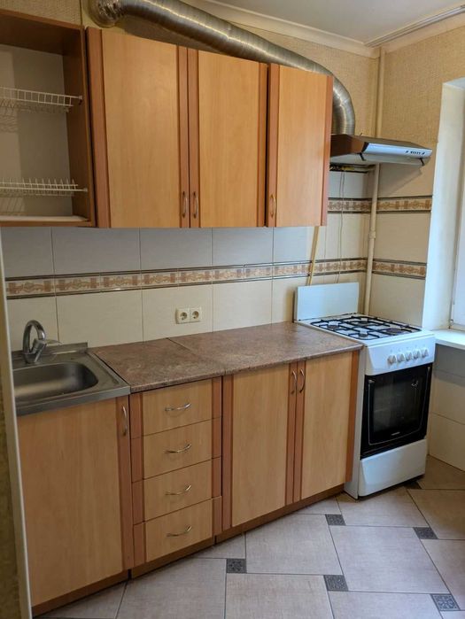 вул. Ніщинського Петра , 12 Солом"янський район