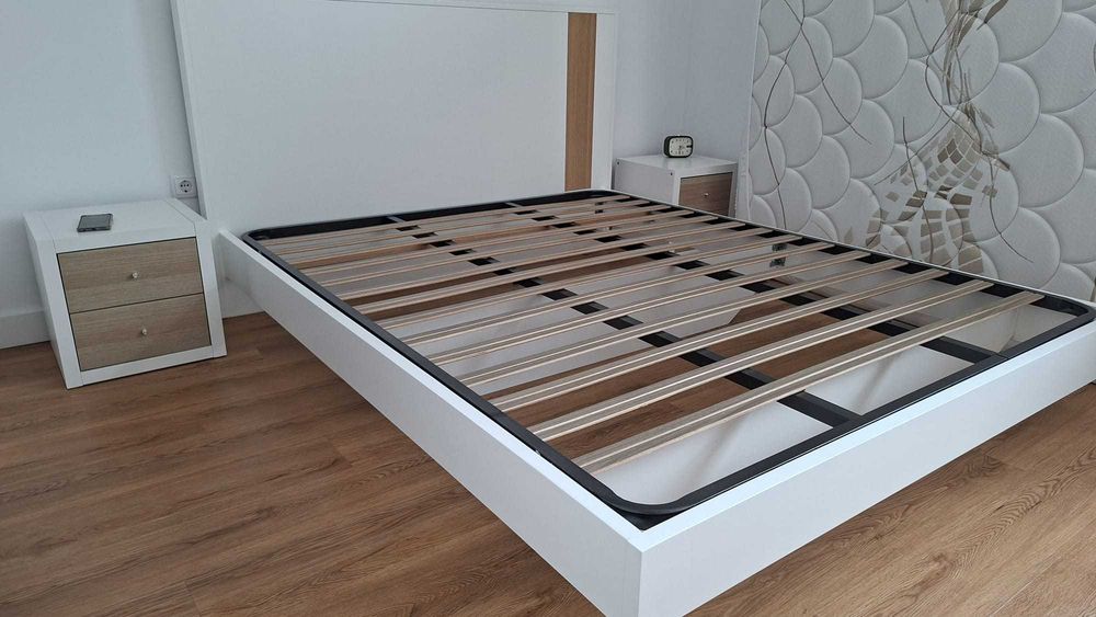 Cama modelo Roma com estrado 200x160 (não inclui colchão)