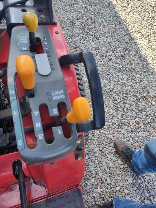 Traktorek ciagniczek kosiarka Yanmar 4x4 wspomaganie 3 cyl diesel WOM