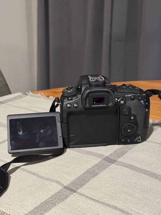 Canon 90D + lentes + acessórios