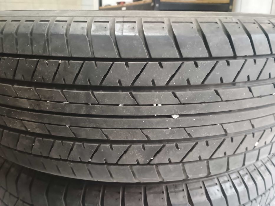 Letnie opony Yokohama 215/60 R17 Para 2 sztuki Bieżnik 5,7 mm
