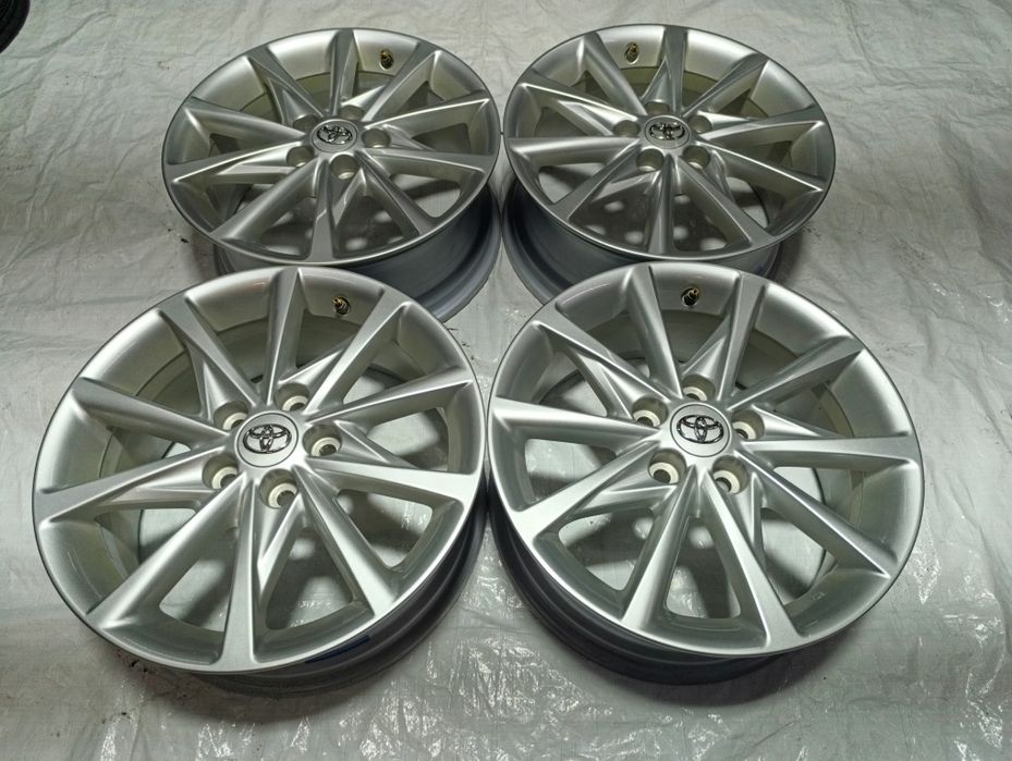 Felgi Aluminiowe 17 Cali Toyota Prius Plus 5#114,3 Oryginał