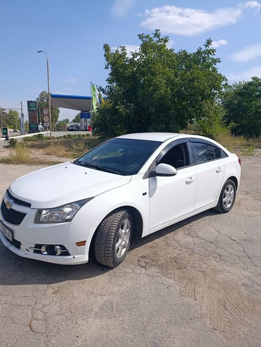 Продам Chevrole cruz  2015 года на автоматі