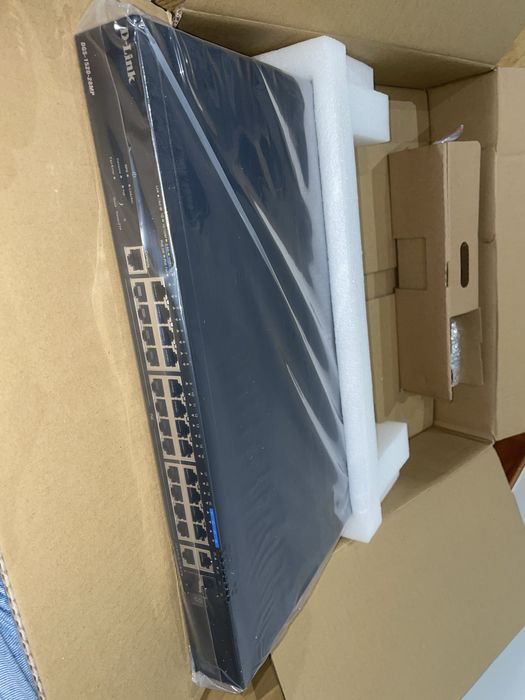 Switch D-Link DGS-1520-28MP PoE+ L3 – Novo / Selado
