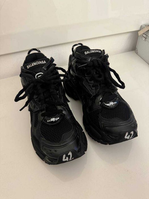 Balenciaga Runner