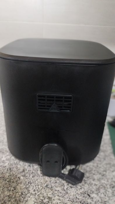 Fritadeira Elétrica Swiss Home, Modelo SH-9127