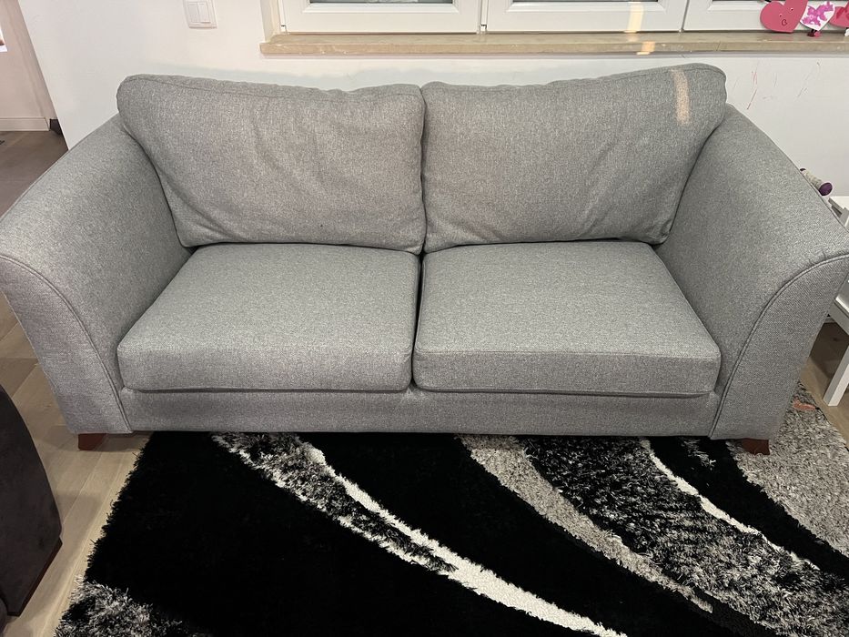 2 sofas de 2 lugares