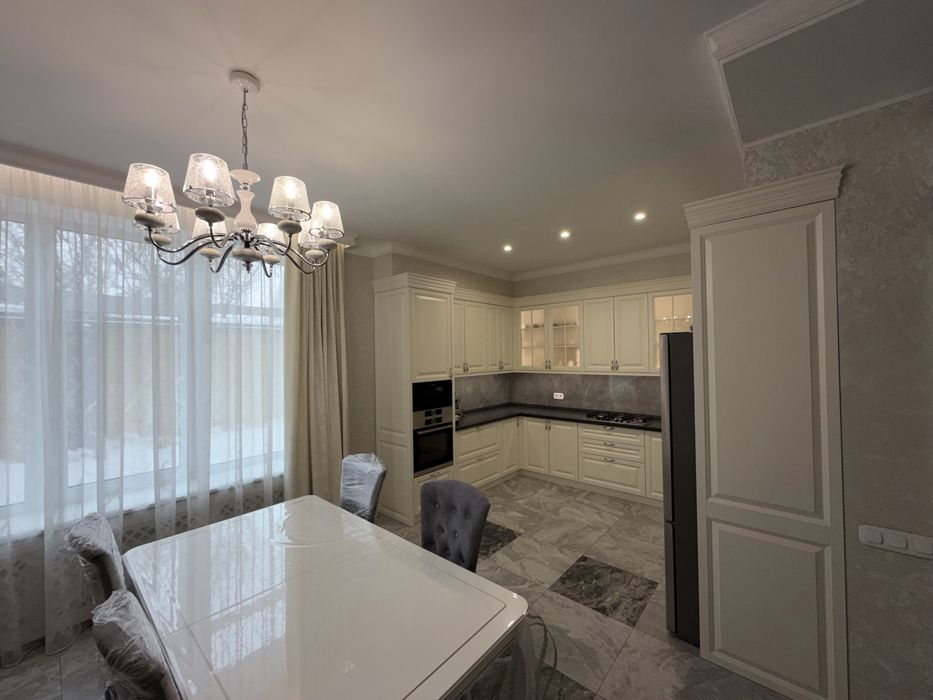 Оренда будинку в центрі міста