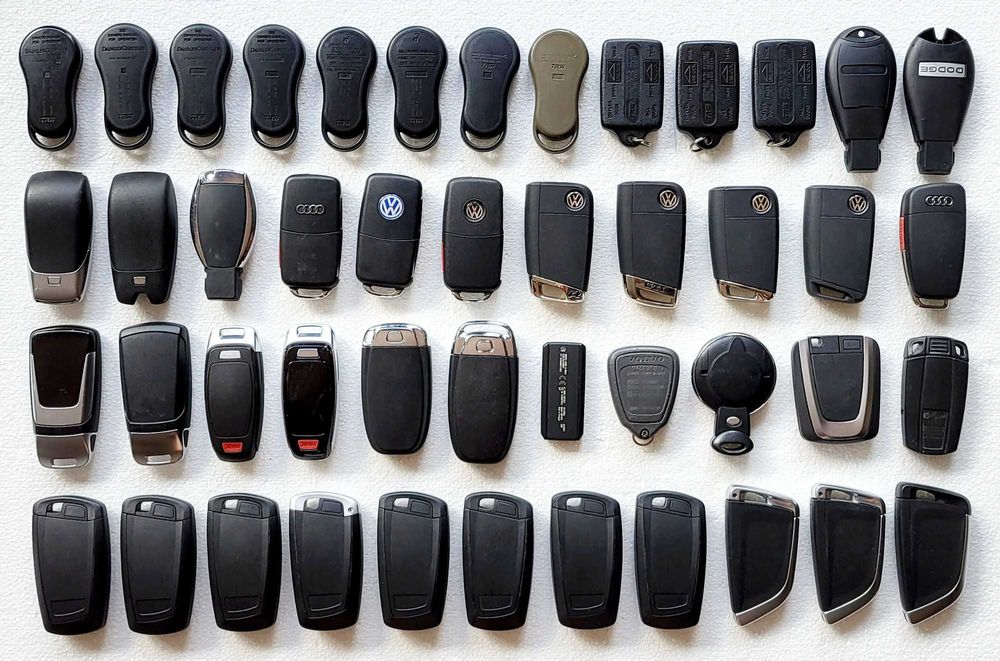 PILOT KLUCZYK Audi BMW Mercedes Volvo VW Mini Chrysler Dodge Jeep 315