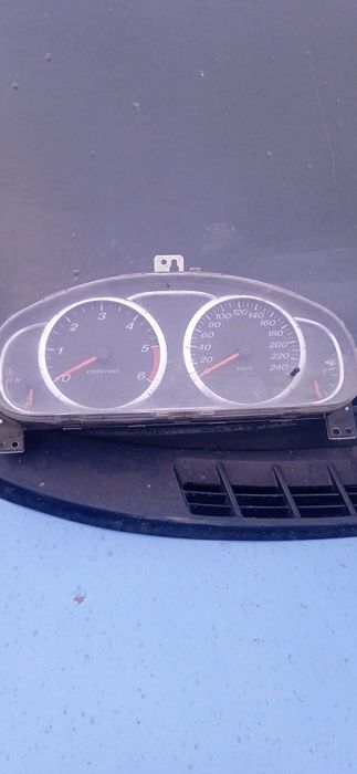 Приборка   мазда