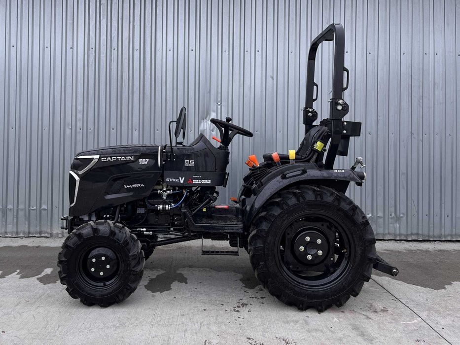 Traktorek CAPTAIN 223 silnik 3 cylindry MITSUBISHI 22 KM napęd 4x4 traktor do ogrodu, odśnieżania prac komunalnych :Pług glebogryzarka kosiarka Raty !