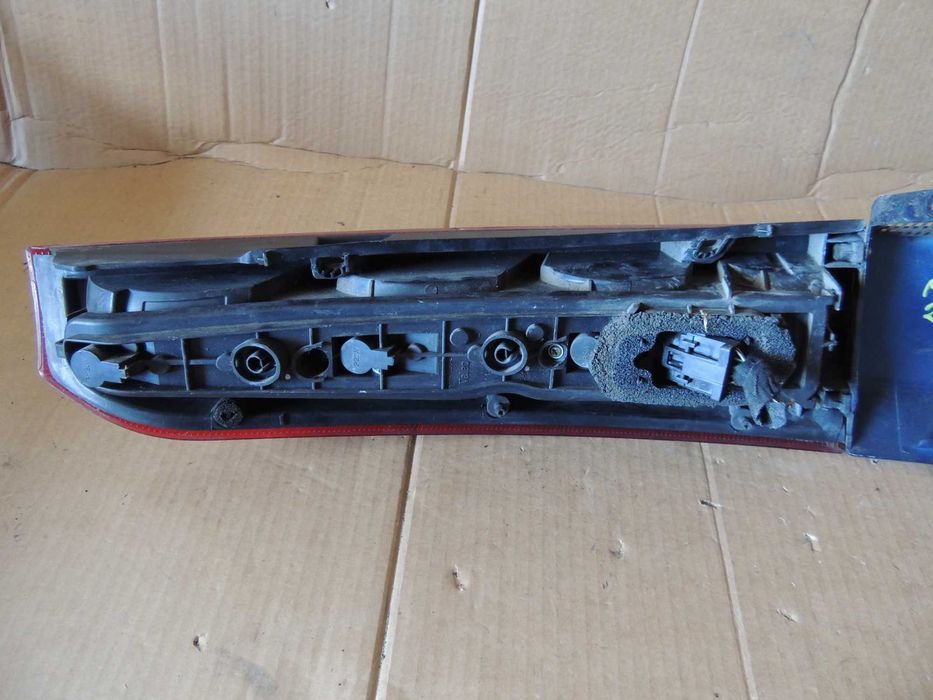 Lampa tył tylna prawa europejska Opel Meriva A 1 I 01,02,03,04-10 Z21B