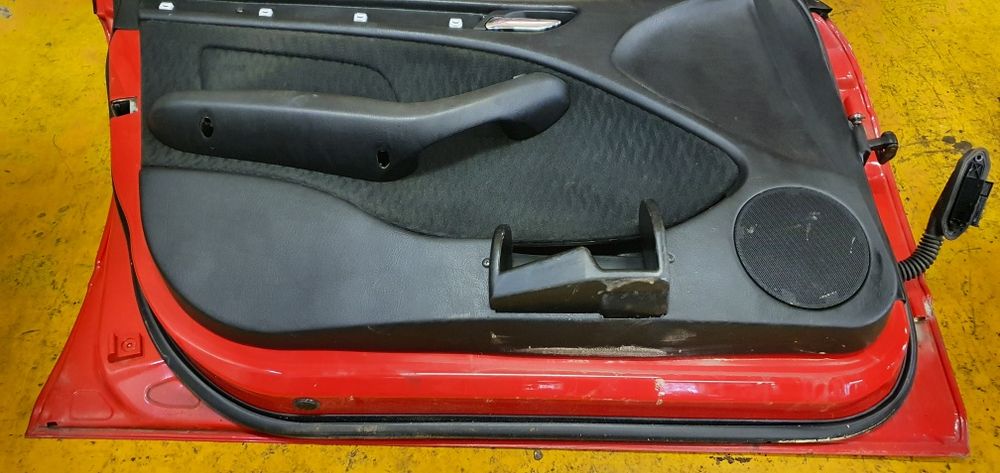 BMW E46 Boczki Tapicerka Drzwi Sedan Kombi Wersja Policyjna Kogut