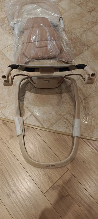 Шезлонг Maxi Cosi Dove Pro