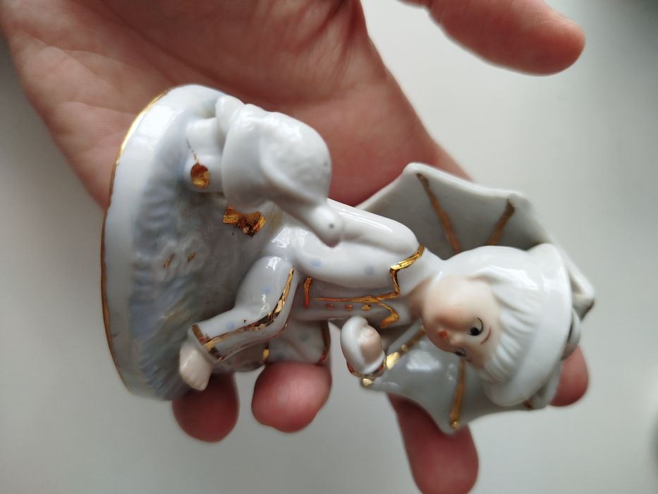 Boneco de porcelana