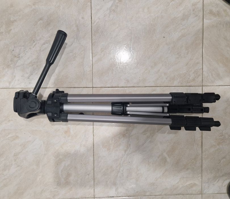 Tripé maquina fotografica