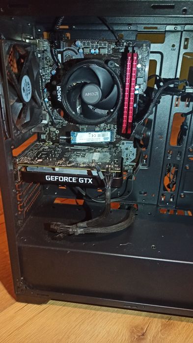 Komputer 16RAM , GTX 1650 , AMD Ryzen 3 3100