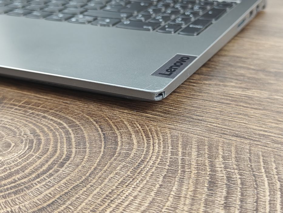 Lenovo ThinkBook 15 G4 IAP / Ryzen 5 4500U / 8GB / 256GB SSD / FHD IPS / Grade B