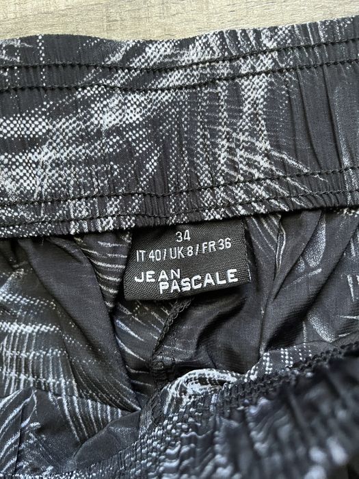 Lernie spodnie z roślinnym wzorem