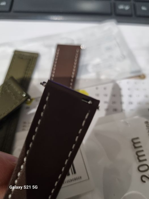 Bracelets relógio couro