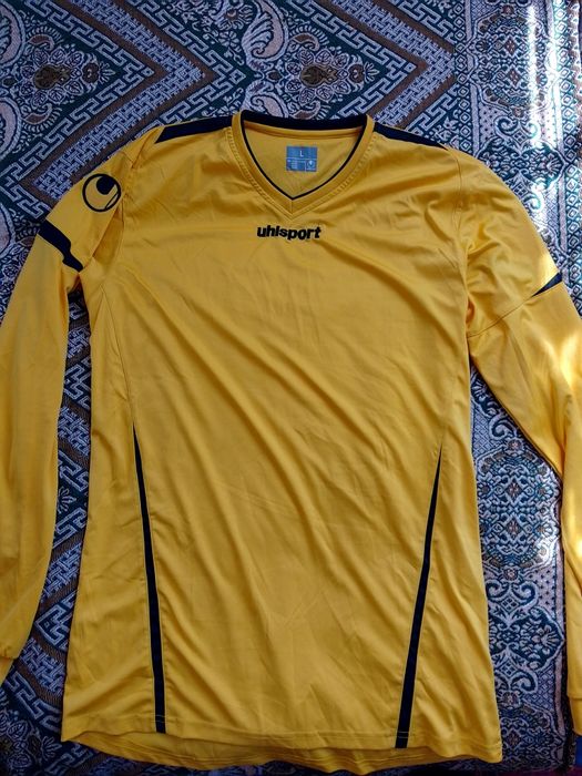 Продам футболку різного типу