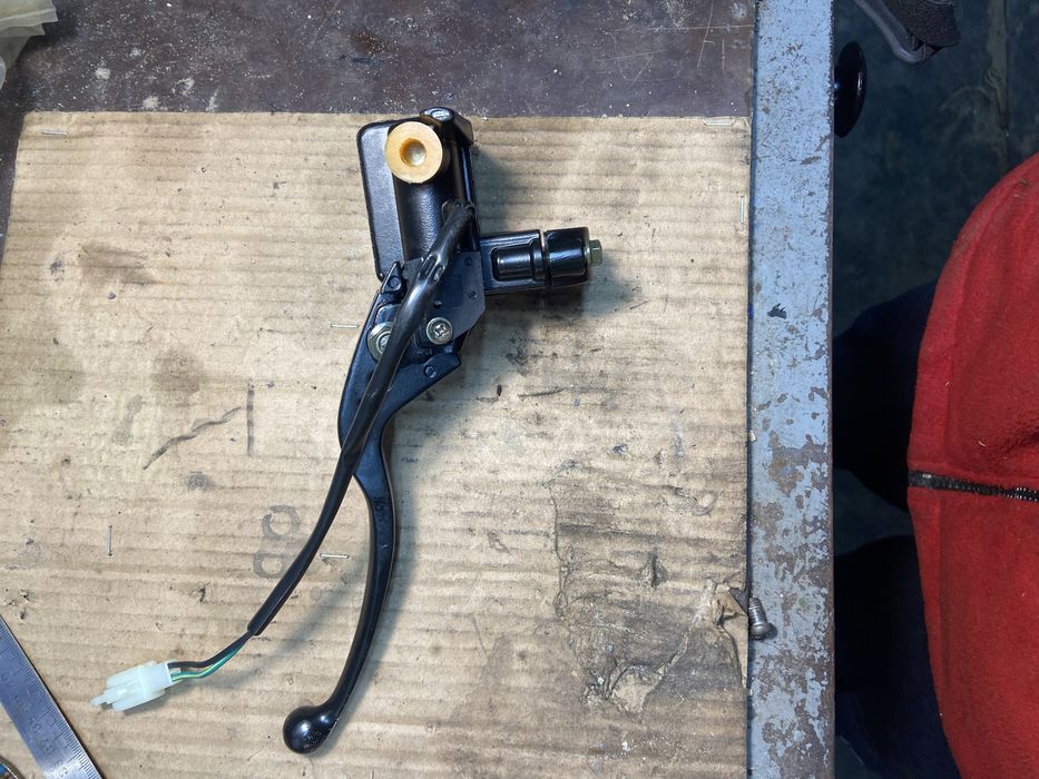 Продам машинку переднего тормоза на мото (пдт)