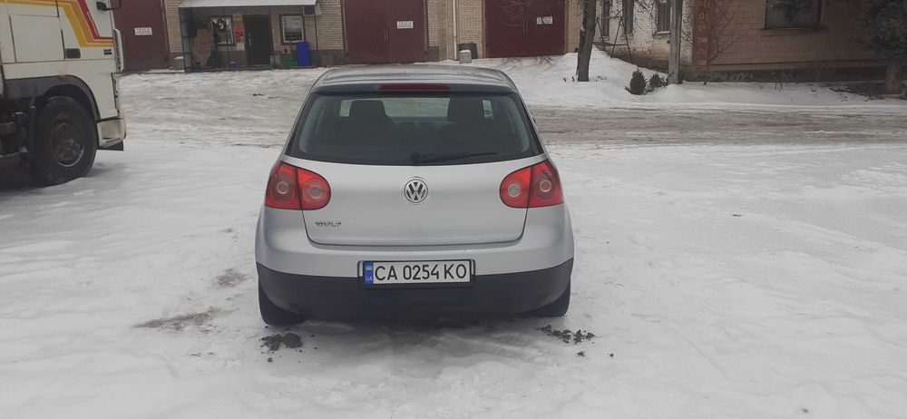 Продам Volkswagen Golf 5  mpi газ-бензин