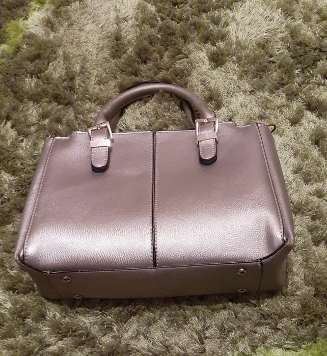 Nowa torebka do ręki bądź na ramię