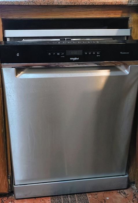 Máquina lavar loiça Whirlpool